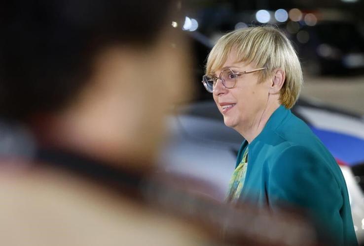 Vote count shows Slovenia presidency to be decided in runoff