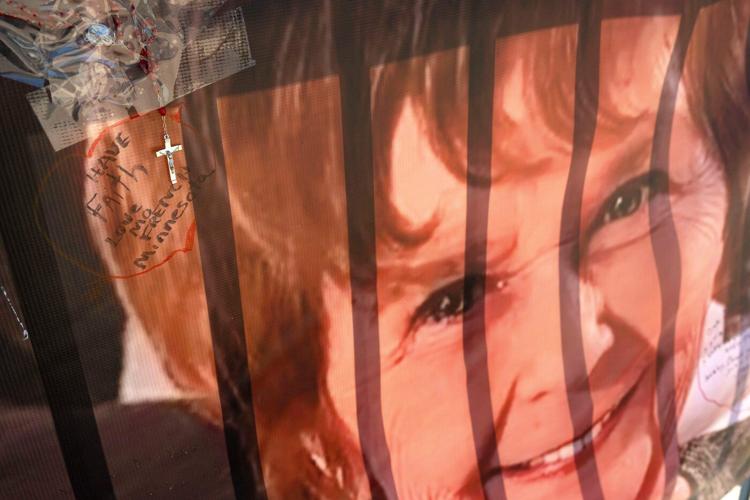 Savannah Guthrie says family remains 'in agony' over missing mom, begs the public for tips