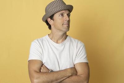 Jason Mraz is feeling free and curious - in music and in love