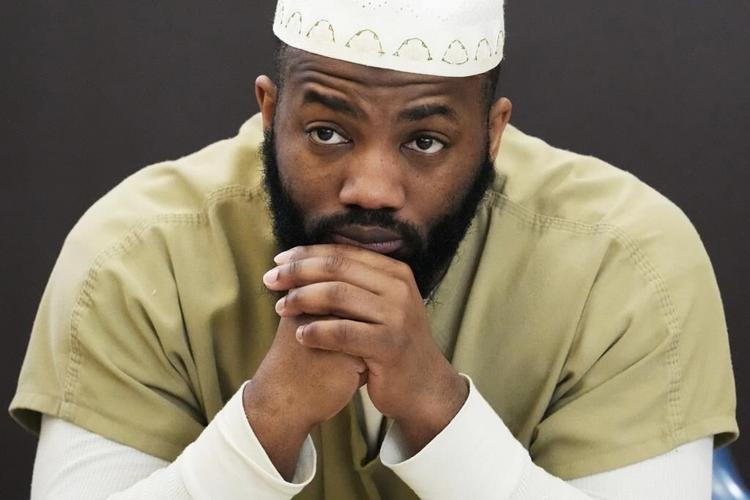 College students, inmates and a nun: A unique book club meets at one of the nation’s largest jails