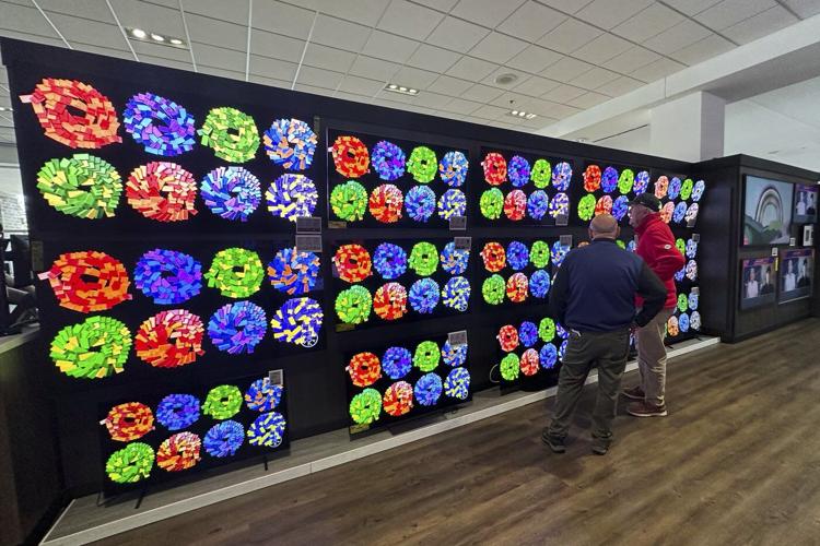 Retail sales rise 1.4% in March as shoppers stock up on big ticket items ahead of tariffs