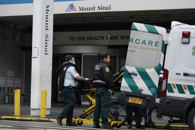 Nurses at 2 NYC hospitals return to work as deal ends strike