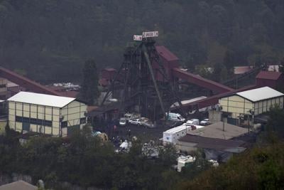 Family mourns miner's death in Turkey, demanding punishment