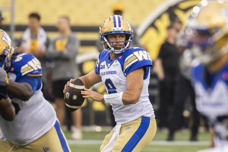 Veteran quarterbacks Collaros, Mitchell both knocked out of Hamilton-Winnipeg game