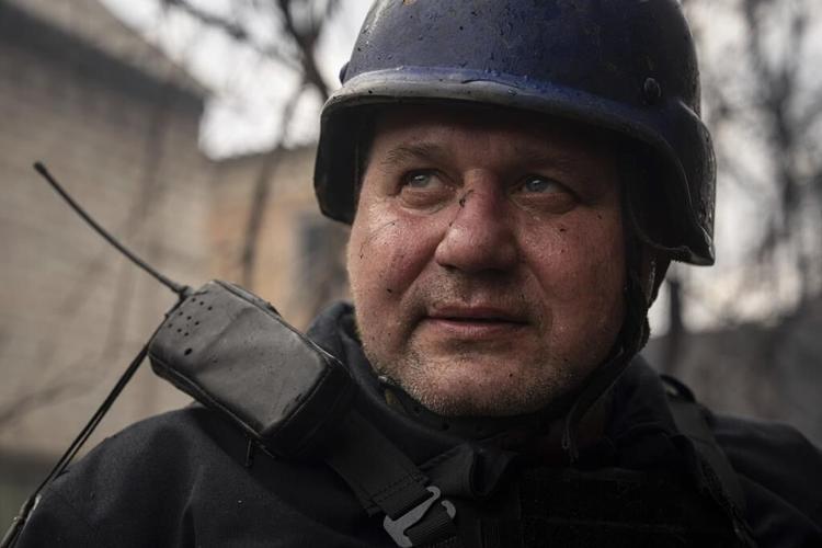 Ukrainian firefighters on risky mission to save lives, homes