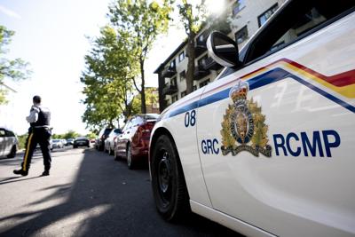 Man facing murder charges after couple dies in shooting on rural Alberta road: RCMP