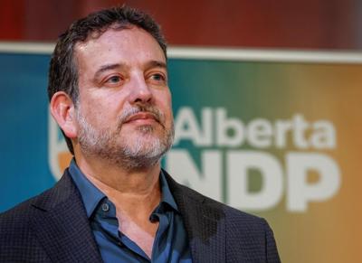 Alberta NDP leadership hopeful Gil McGowan drops out as membership hits all time high