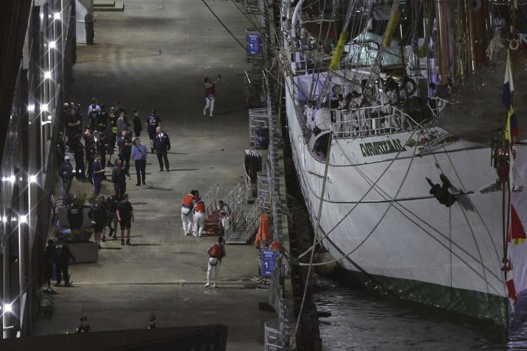 AP PHOTOS: Mexican tall ship strikes Brooklyn Bridge, snapping masts and killing 2 crew members