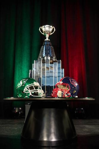 Montreal's Jason Maas, Saskatchewan's Corey Mace lead their teams into Grey Cup