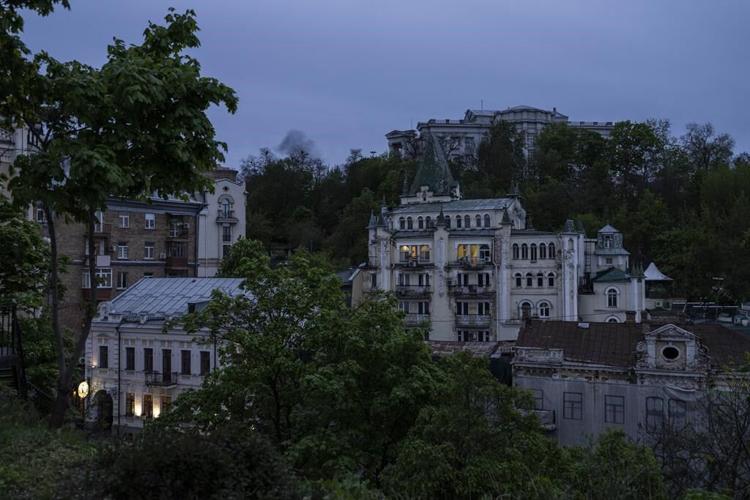 Zelenskyy wants Putin trial; Russia accuses US on drones