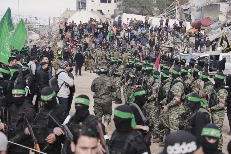 Middle East latest: Hamas releases 4 Israeli soldiers in exchange for 200 Palestinian prisoners