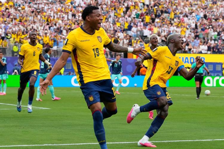 Ecuador advances to World Cup knockout rounds, beats Germany 2-1 on Plata's 77th-minute goal