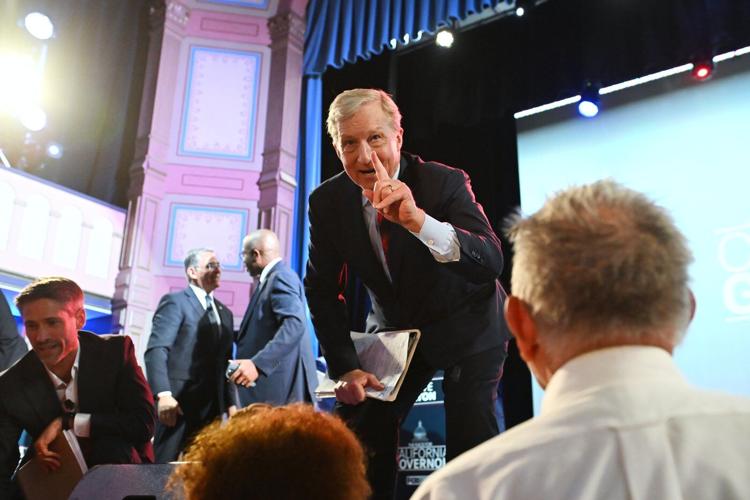 Crowded Democratic field in California governor's race might provide a rare opening for the GOP