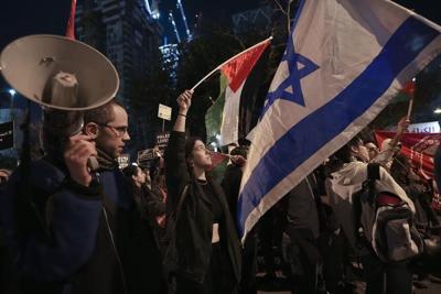 Israelis protest judicial overhaul plans for 7th week
