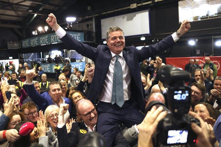 Ireland's incumbent parties look likely to hang on to power after a fractured election