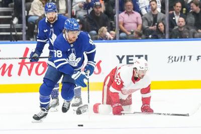 Nylander scores twice, Minten impresses again as Maple Leafs beat Red Wings 4-3 in OT