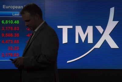 S&P/TSX composite rises even as price of oil falls, U.S. stock markets move higher