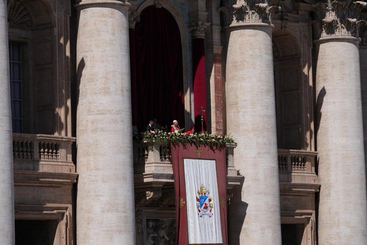 Pope Leo XIV urges peace in first Easter Mass, skips naming conflicts in Urbi et Orbi