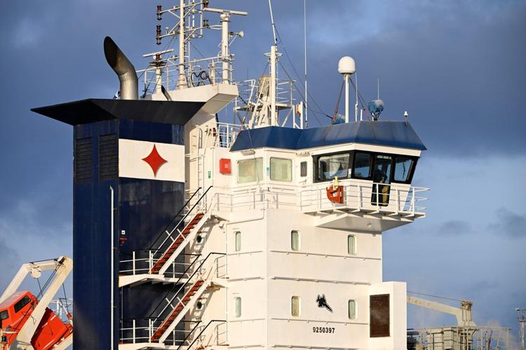 Police in Finland arrest 2 in connection with damage to undersea telecom cable