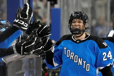 Sceptres forward Natalie Spooner targets season-opener to return from knee injury