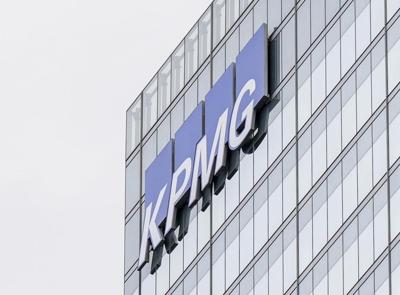 Les Canadiens se rendent rarement aux succursales bancaires, selon un sondage