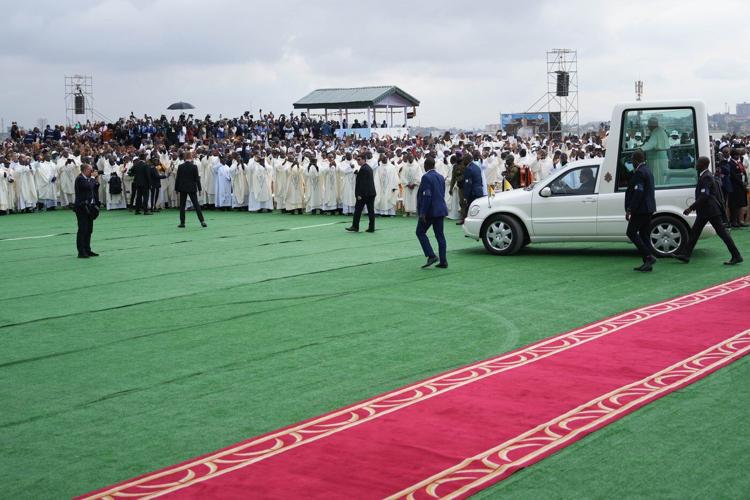 Pope wraps up Cameroon visit with Mass as he looks ahead to Angola