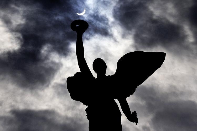 Solar-Eclipse-Toronto 20240408