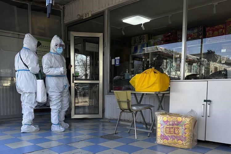 COVID-linked deaths seen in Beijing after virus rules eased