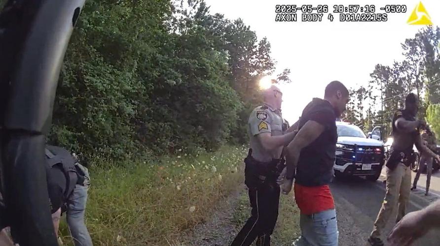 New Orleans jail escapees caught following car chase in Texas; 2 inmates still on the run