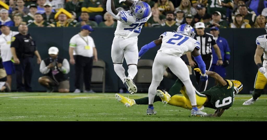 David Montgomery runs wild as Lions beat Packers 34-20 to take