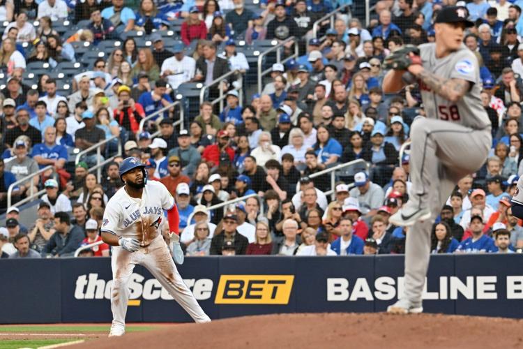 Straw, Kirk come up clutch as Blue Jays top Astros 4-2 for fifth win in six games