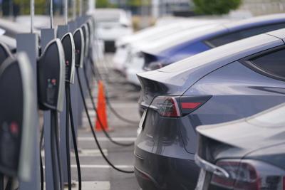 Video of long lineup for EV chargers shared out of context, doesn't show '8 hour wait'