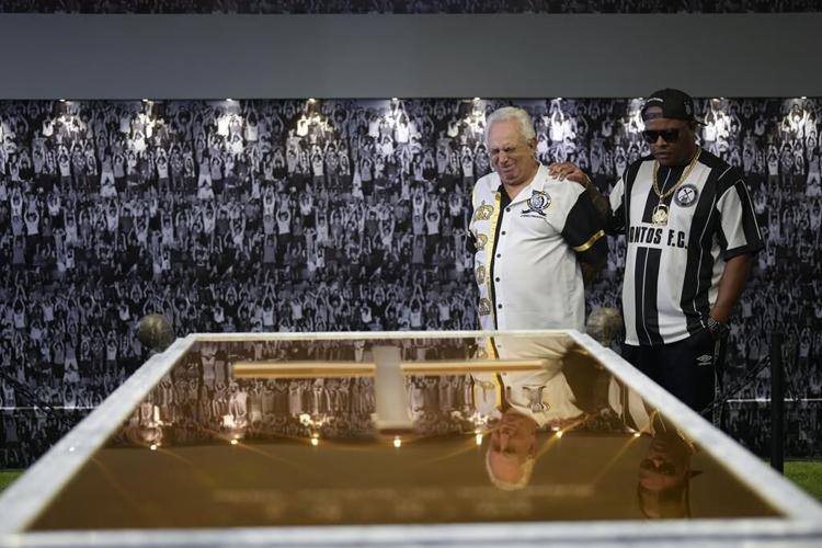 Pelé's mausoleum in Brazil opens to public