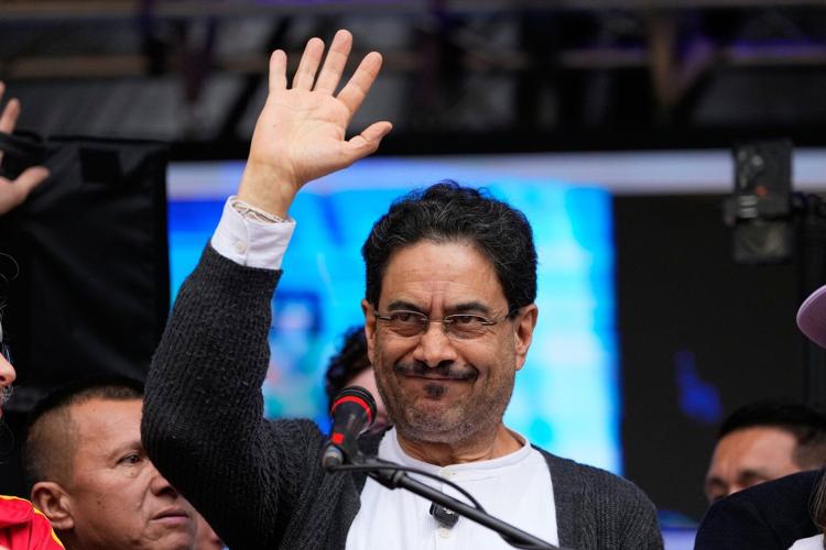 Colombians vote in a presidential runoff that pits an outsider against a progressive