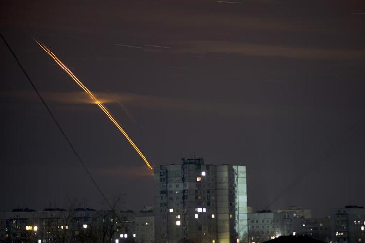 Russian strikes in Ukraine kill 10 civilians, wound 20 more