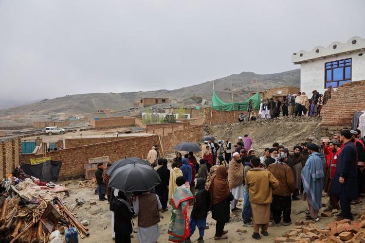 Death toll from Afghan quake rises, including 8 members of refugee family returned from Iran
