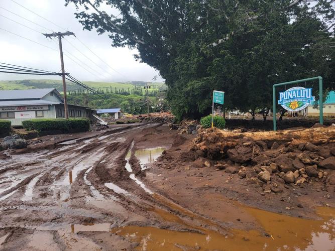 Still recovering from Hurricane Lala, Hawaii prepares for a possible weekend cyclone