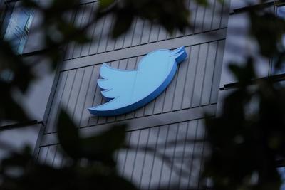 Musk doesn't seek a “free-for-all hellscape” for Twitter