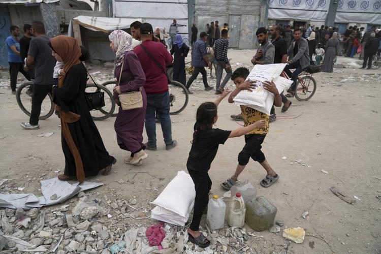 Middle East latest: Palestinians struggle to find food in Gaza; Israeli strike in Beirut kills 4