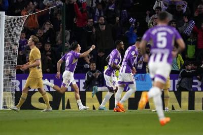 Canada's Cyle Larin turns heads in Valladolid's 3-1 upset win over Barcelona