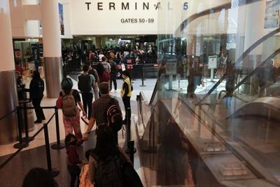 Power outage blacks out terminals at Los Angeles airport