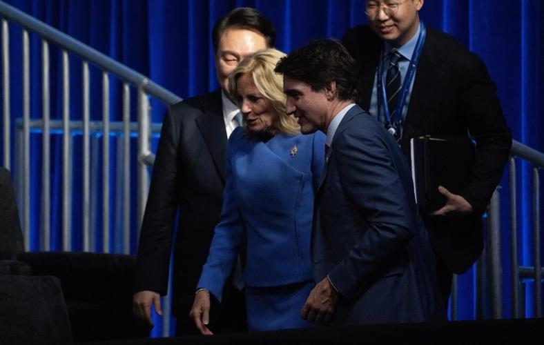 Full day of bilateral meetings and plenaries await Trudeau at APEC summit by the bay