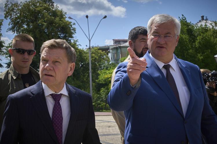 Germany to help Ukraine make more weapons faster to strengthen its hand in peace talks with Russia