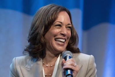 Harris in late-night TV gig pushes voting, laments no emojis