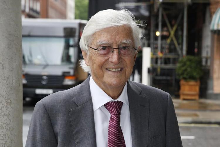 Renowned British talk show host Michael Parkinson dies at age 88