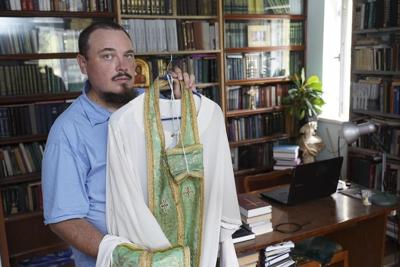 Russian Orthodox priests face persecution from state and church for supporting peace in Ukraine