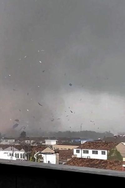 Tornadoes kill 10 people and seriously injure 4 others in eastern China