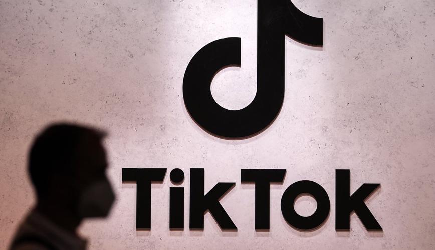 Why no one is challenging Trump's executive order that keeps TikTok running
