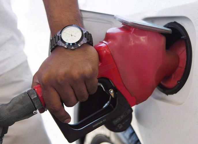 Economists expect annual inflation rate fell in October, driven by lower gas prices