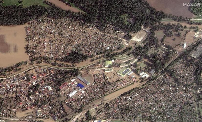 Floods in Central Europe threaten new areas. Heavy rains also flood parts of Italy